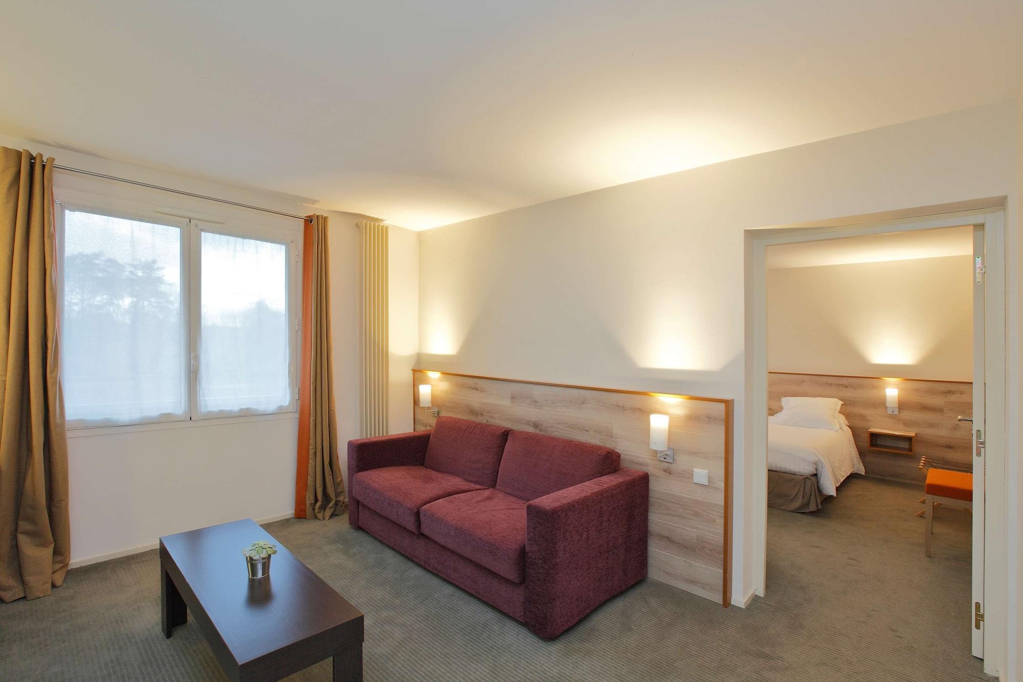 Best Western Plus L'Oree Paris Sud Saulx-les-Chartreux Exterior foto